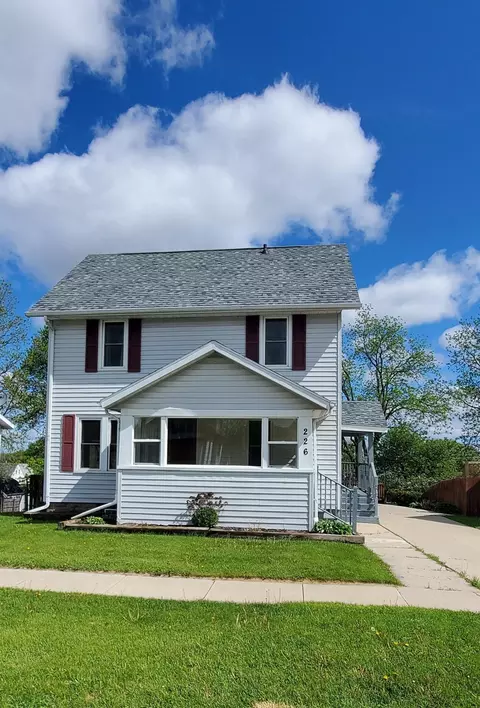 226 W Franklin St, Waupun, WI 53963