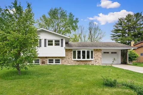 115 Edward St, Verona, WI 53593