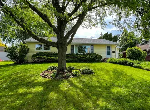 4912 Schofield St, Monona, WI 53716