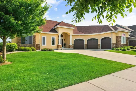 4846 St Annes Dr, Middleton, WI 53597