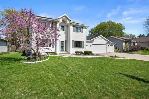 517 Brule Pkwy, Deforest, WI 53532