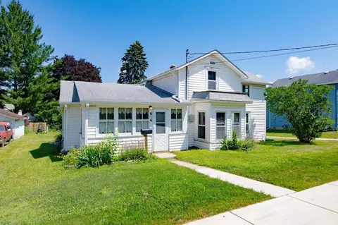 616 W South St, Stoughton, WI 53589
