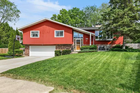 4917 Ralph Cir, Madison, WI 53714