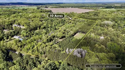 10 Ac 4th Ave, Grand Marsh, WI 53936