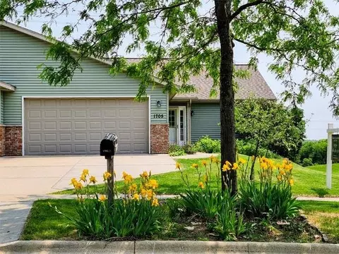 1705 Eggum Rd, Mount Horeb, WI 53572