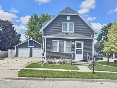 339 S Columbus St, Randolph, WI 53956