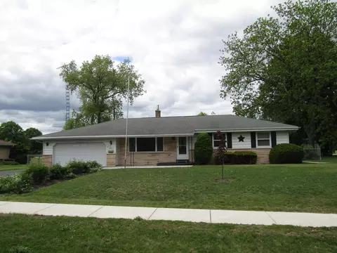2374 S Park Ave, Beloit, WI 53511