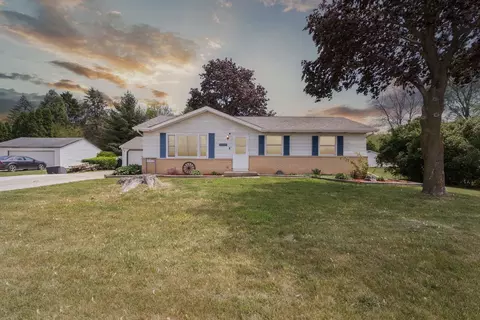 2383 Prairie Ave, Beloit, WI 53511