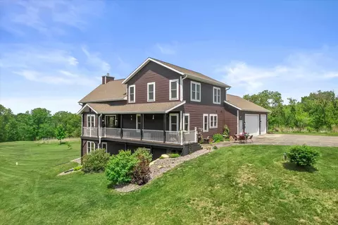10800 Clay Hill Rd, Mount Horeb, WI 53572
