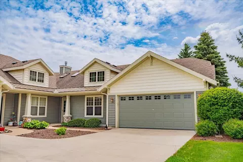 6003 Canyon Pkwy, Mcfarland, WI 53558