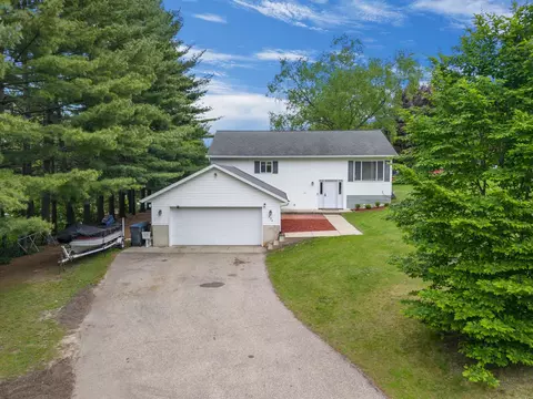 554 N Harvard Ave, Endeavor, WI 53930