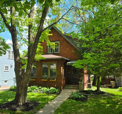 3609 Gregory St, Madison, WI 53711