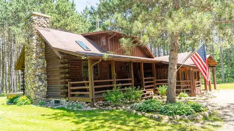1804 4th Dr, Friendship, WI 53934