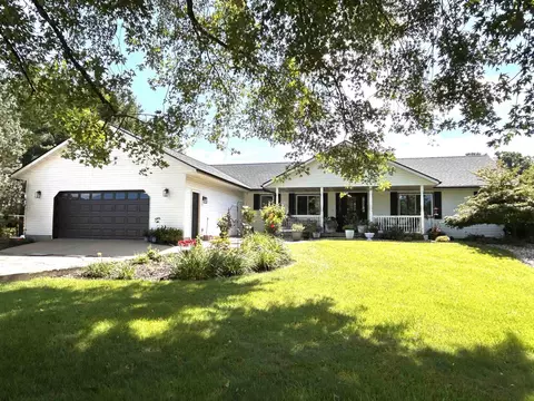 7672 Division Rd, Tomah, WI 54660