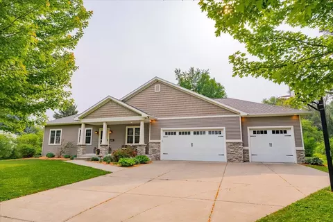 5508 Midmoor Rd, Monona, WI 53716