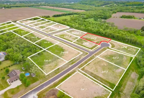 3965 S Griffindale Dr, Beloit, WI 53511