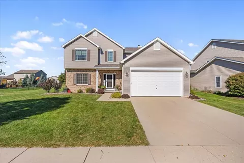 519 Vanderbilt Dr, Waunakee, WI 53597