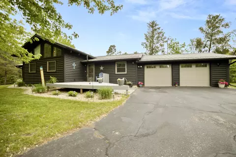 29774 Whispering Pines Rd, Lone Rock, WI 53556