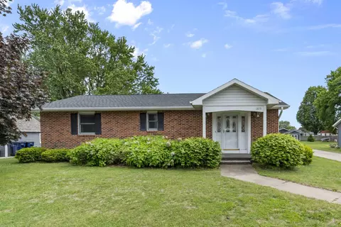1815 Kellogg Ave, Janesville, WI 53546