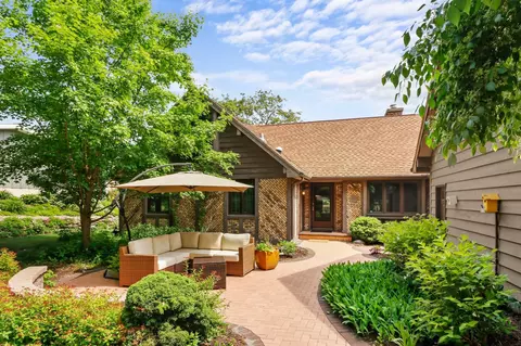 6102 Quetico Dr, Madison, WI 53705