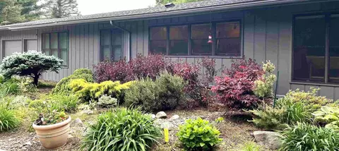 27 Hannerville Rd, Edgerton, WI 53534