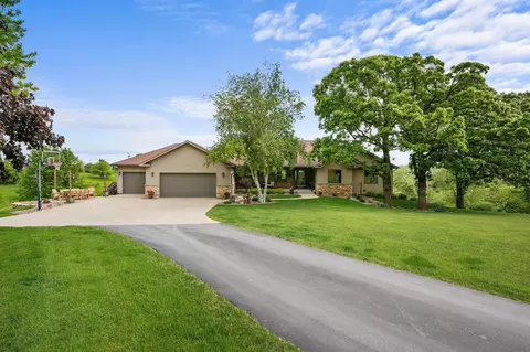 3270 Evans Quarry Rd, Dodgeville, WI 53533