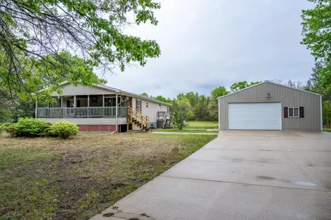 w5215 Aroma Lane, Necedah, WI 54646