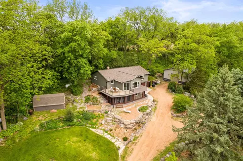 1545 Burve Rd, Deerfield, WI 53531