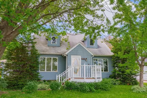 412 Market St, Deforest, WI 53532