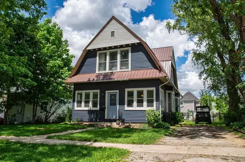 318 E Mary St, Darlington, WI 53530
