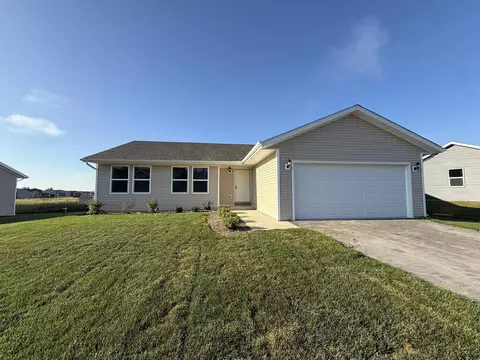 620 E Maple Beach Dr, Edgerton, WI 53534