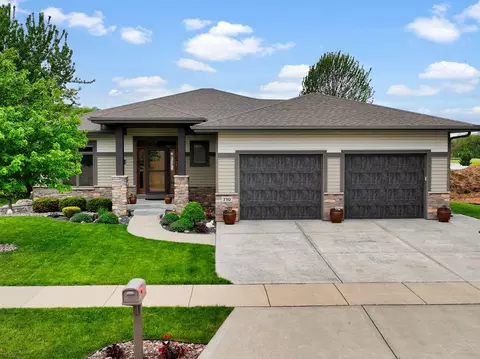 710 Reeve Rd, Mazomanie, WI 53560