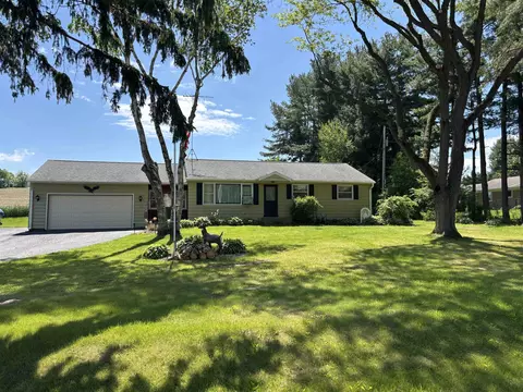 6044 River Rd, Waunakee, WI 53597