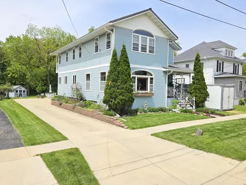 115 Park St, Markesan, WI 53946