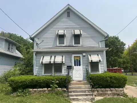 1533 Porter Ave, Beloit, WI 53511
