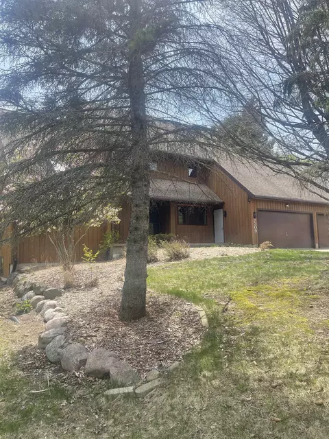 7309 Longmeadow Rd, Madison, WI 53717