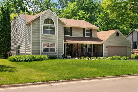 4205 Fox Hills Dr, Janesville, WI 53546