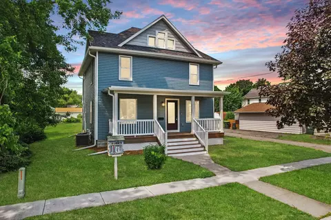 209 Van Buren St, Sauk City, WI 53583