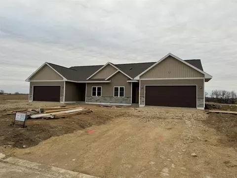 537 S 7th St, Evansville, WI 53536