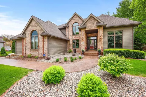 1905 Steven St, Sun Prairie, WI 53590
