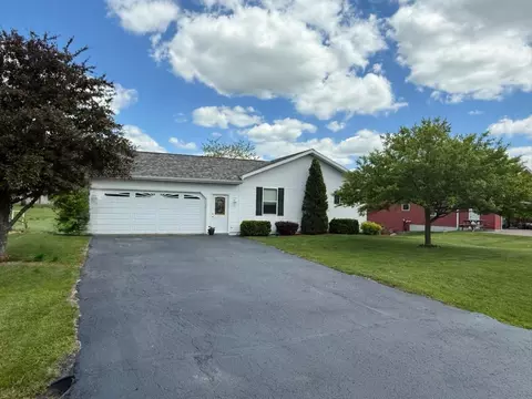 s5472 Mammoth Trail, Baraboo, WI 53913