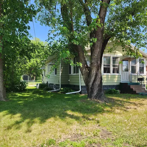 15 W Jefferson St, Black River Falls, WI 54615