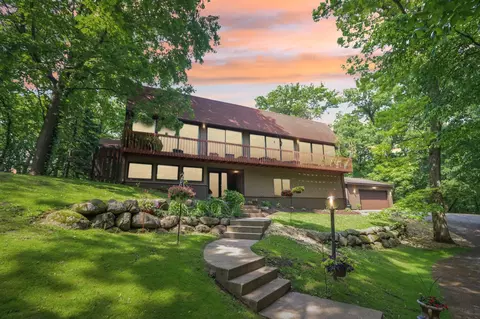 6221 Trail Ridge Ct, Oregon, WI 53575