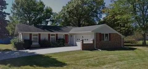 1274 W Court St, Whitewater, WI 53190