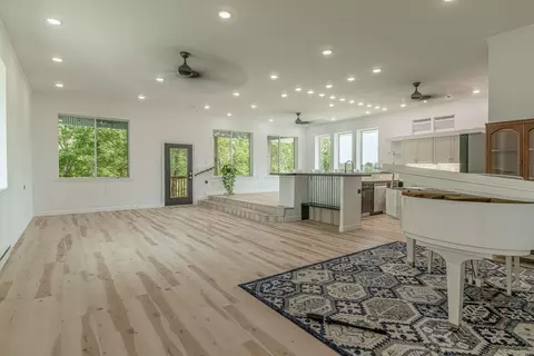 w6579 Karric Lane, Monroe, WI 53566