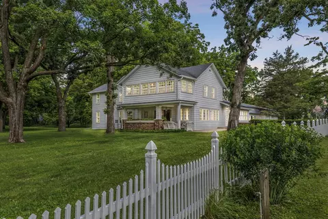540 North St, Green Lake, WI 54941