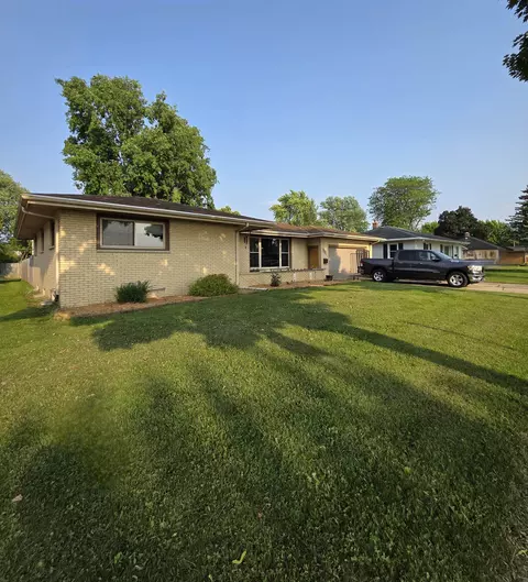 920 Minnesota Ave, North Fond Du Lac, WI 54937
