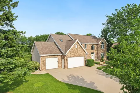 3944 Caribou Rd, Verona, WI 53593