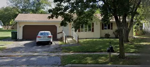 1314 Commonwealth Dr, Fort Atkinson, WI 53538