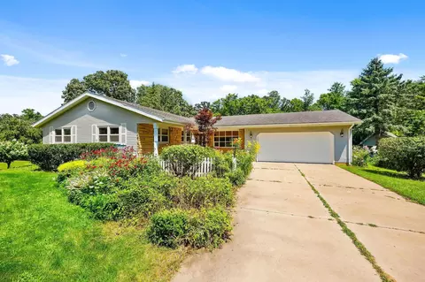 6322 Stonybrook Trce, Sun Prairie, WI 53590